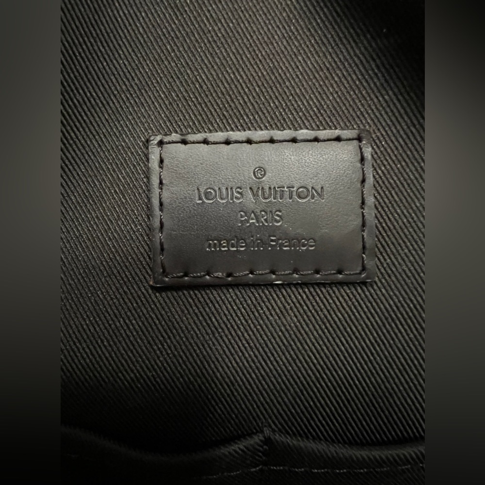 Louis Vuitton Jake backpack - Picture 13 of 14